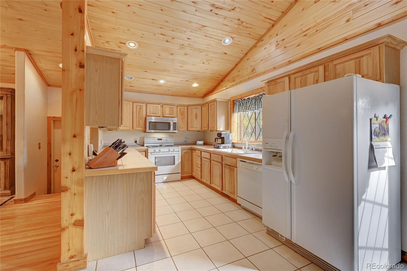 38 Quartz Circle Bailey, CO 80421 - Photo 14 of 40 Gallery Image 14