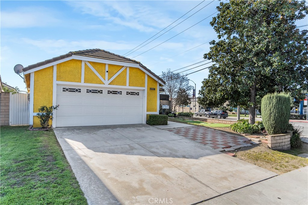 4903 Bandera Street Montclair, CA 91763 - Photo 2 of 21