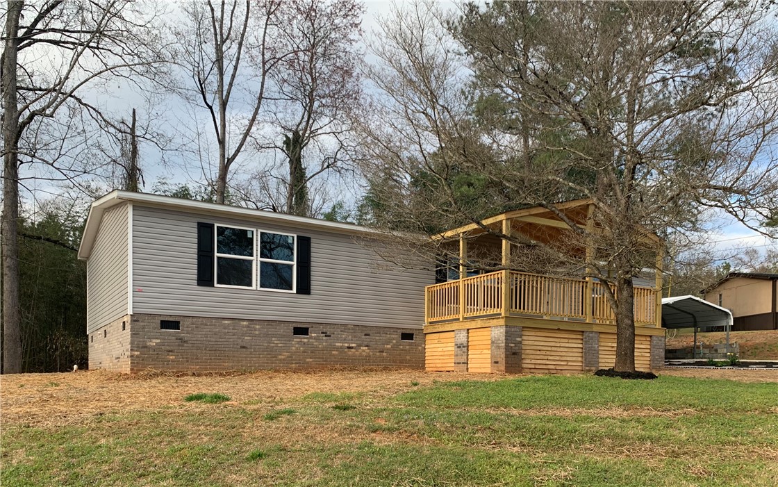 409 Simms School Road Central, SC 29630 - Photo 3 of 19
