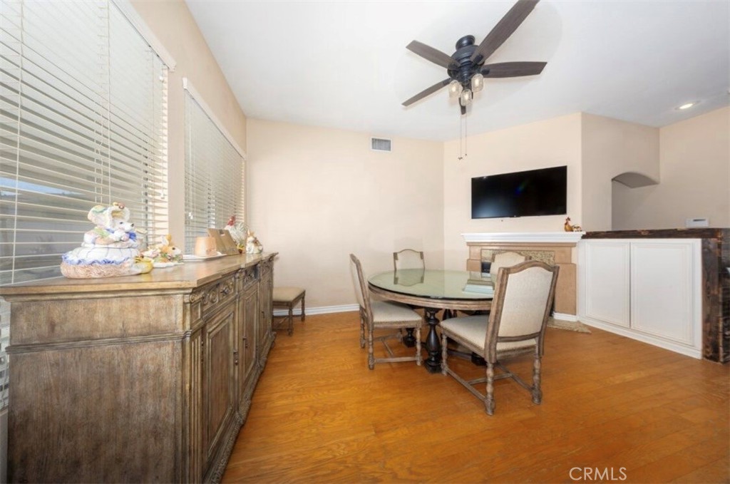 20715 Freeport Drive Riverside, CA 92508 - Photo 3 of 33