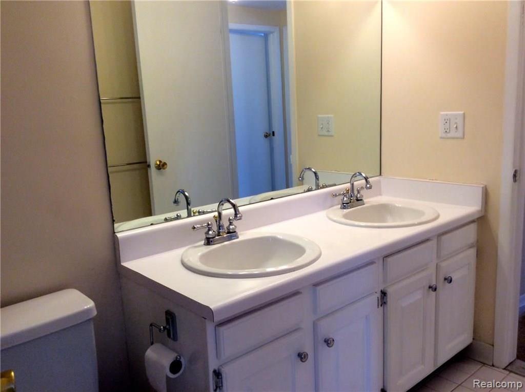 5959 Willowbridge Road Ypsilanti, MI 48197 - Photo 20 of 24