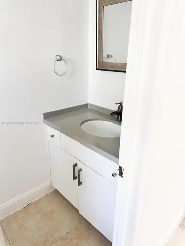 $3,000 | 1925 Sans Souci Boulevard, Unit 1925, North Miami, FL 33181