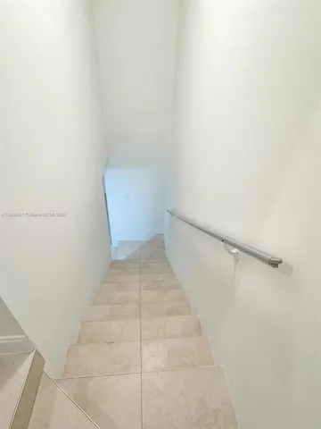 $3,000 | 1925 Sans Souci Boulevard, Unit 1925, North Miami, FL 33181