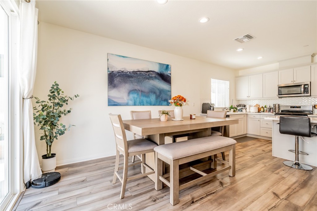 20168 Lemonscent Drive Riverside, CA 92507 - Photo 7 of 53 Gallery Image 7