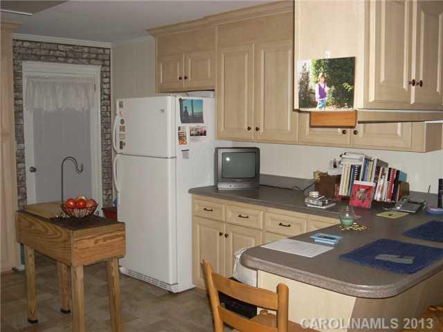 12759 Sam Black Road Midland, NC 28107 - Photo 7 of 15 Gallery Image 7