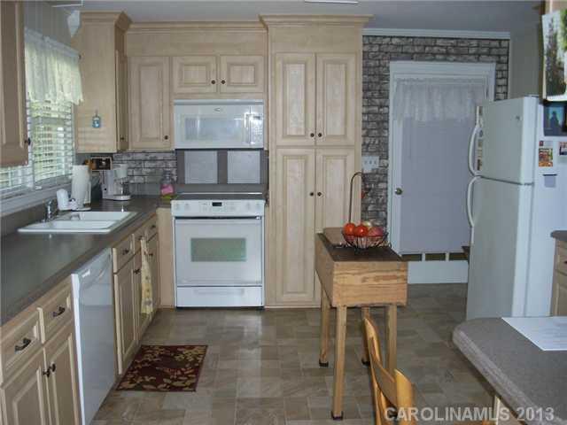 12759 Sam Black Road Midland, NC 28107 - Photo 8 of 15 Gallery Image 8