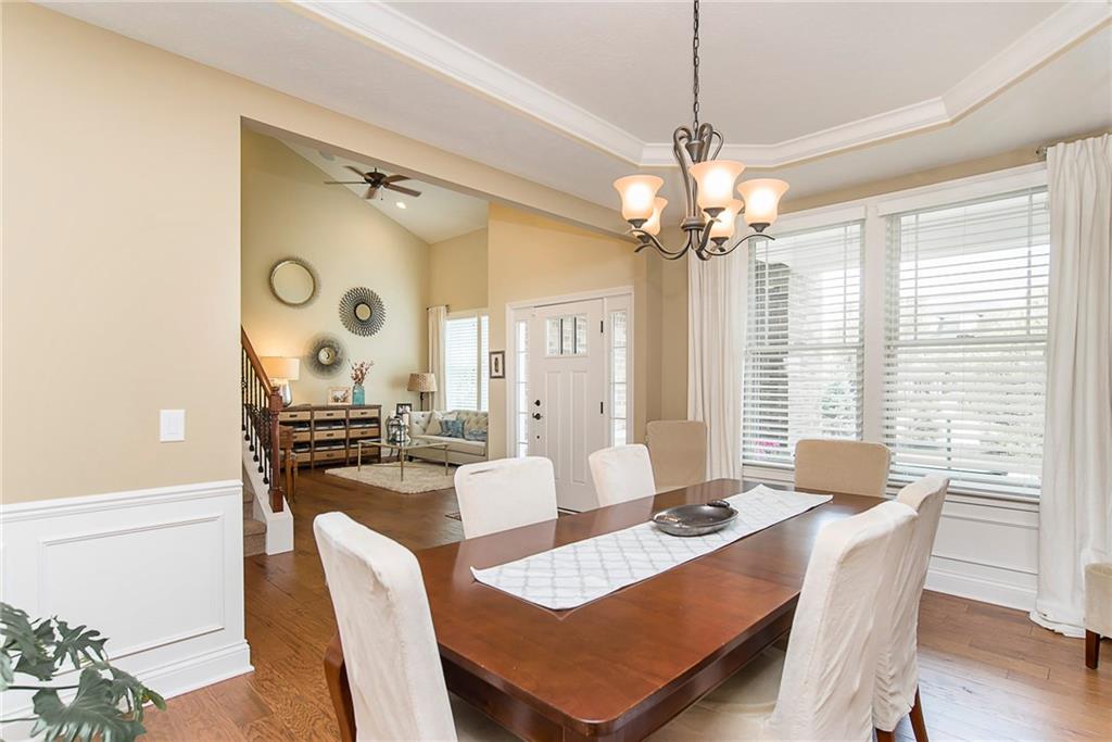 2018 Haverford Road Carmel, IN 46032 - Photo 5 of 48 Gallery Image 5