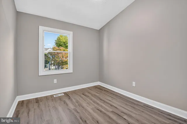 $590,000 | 886 Bayridge Drive, Gaithersburg, MD 20878