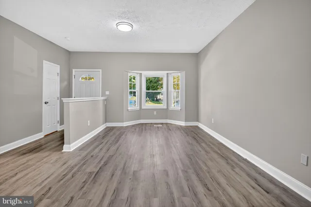 $590,000 | 886 Bayridge Drive, Gaithersburg, MD 20878