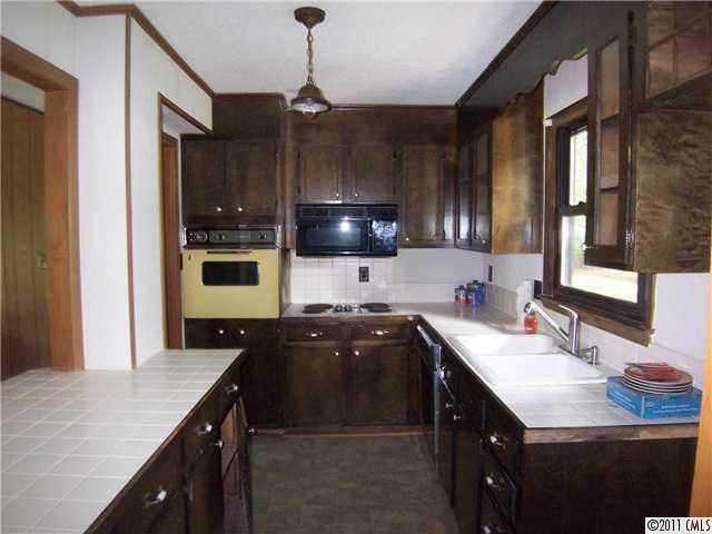 369 Warlick Road Lawndale, NC 28090 - Photo 4 of 14 Gallery Image 4