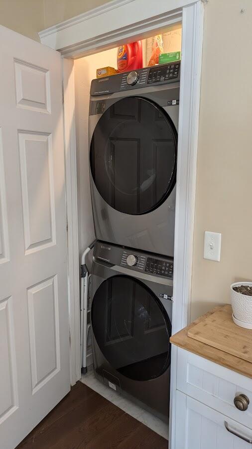 161 Route 28, Unit 7 Harwich, MA 02671 - Photo 9 of 17 a utility room with washing machine