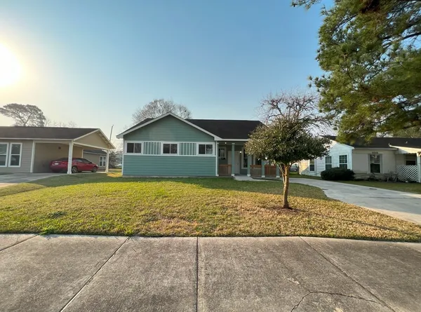 $2,095 | 5030 Marietta Lane, Houston, TX 77021