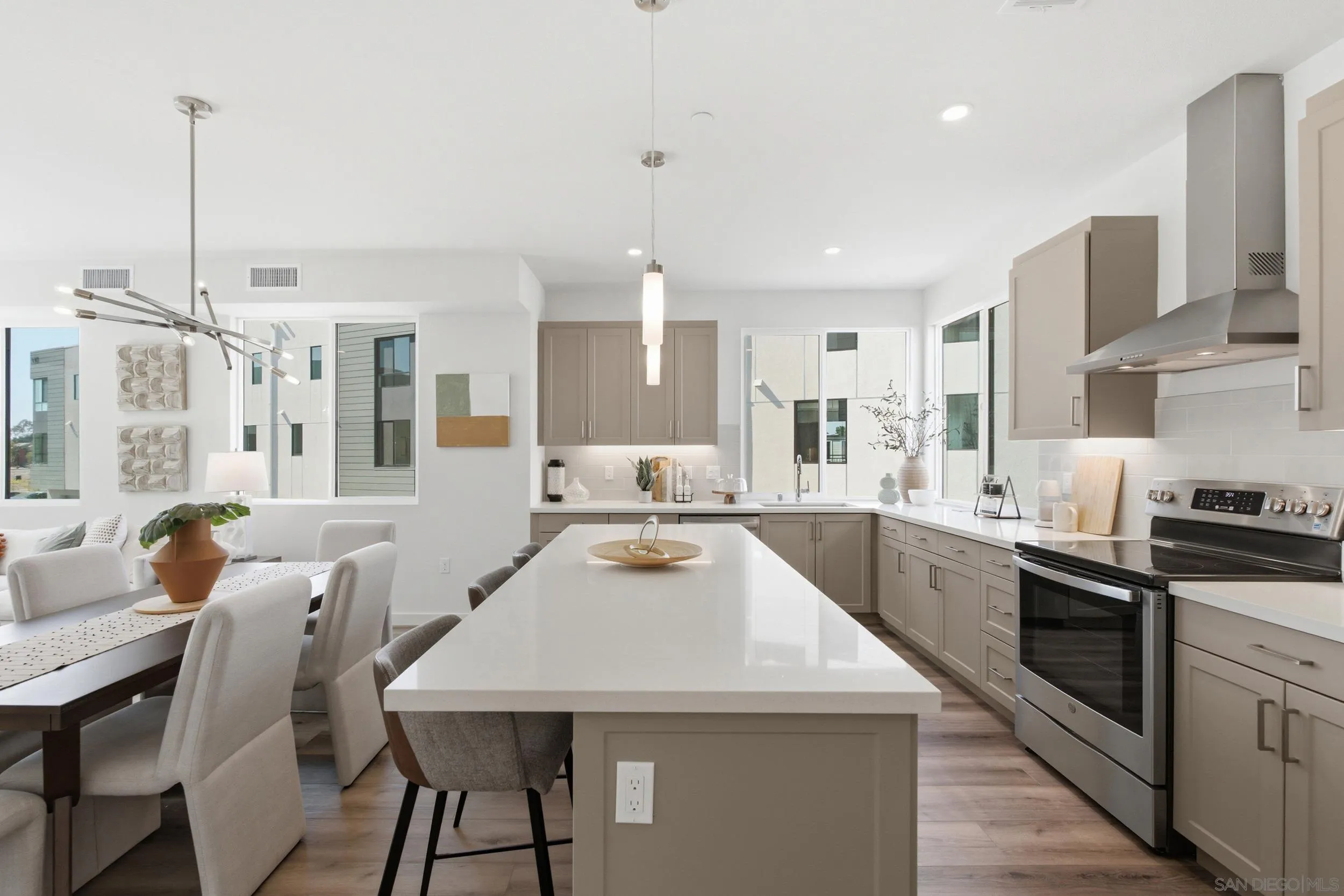 3309 Ruffin Road, Unit 9 San Diego, CA 92123 - Photo 10 of 34 Gallery Image 10