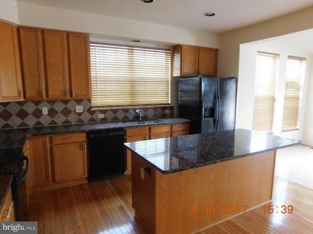 8638 Willow Run Road Baltimore, MD 21244 - Photo 20 of 23 Kitchen