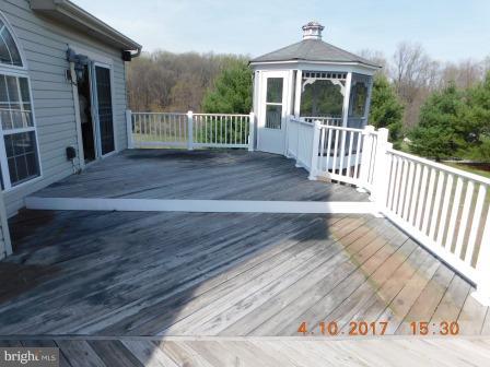 8638 Willow Run Road Baltimore, MD 21244 - Photo 6 of 23 Exterior (Rear)