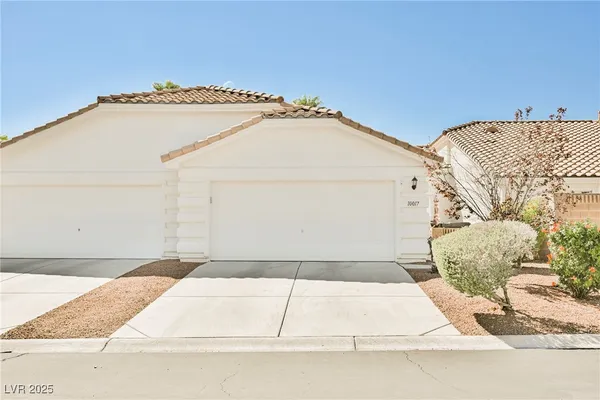 $1,835 | 10017 Oak Creek Canyon Avenue, Las Vegas, NV 89147