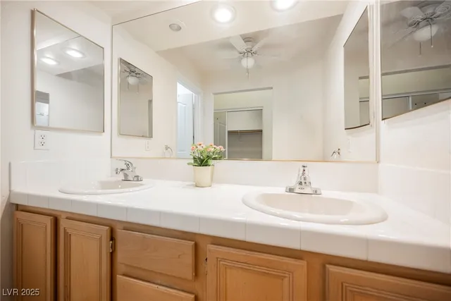 $1,835 | 10017 Oak Creek Canyon Avenue, Las Vegas, NV 89147