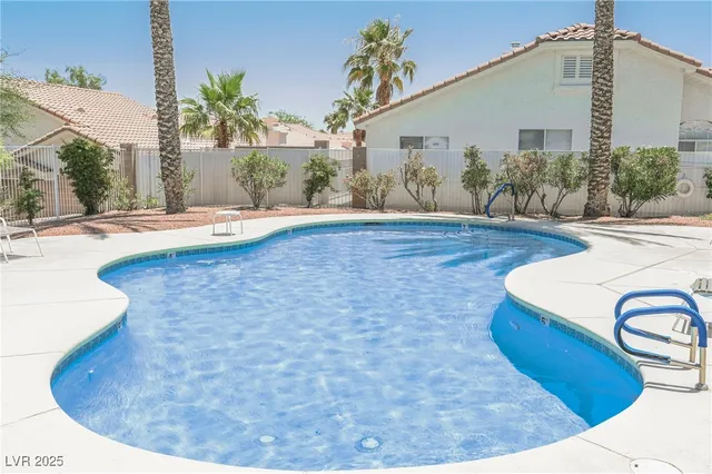 $1,835 | 10017 Oak Creek Canyon Avenue, Las Vegas, NV 89147