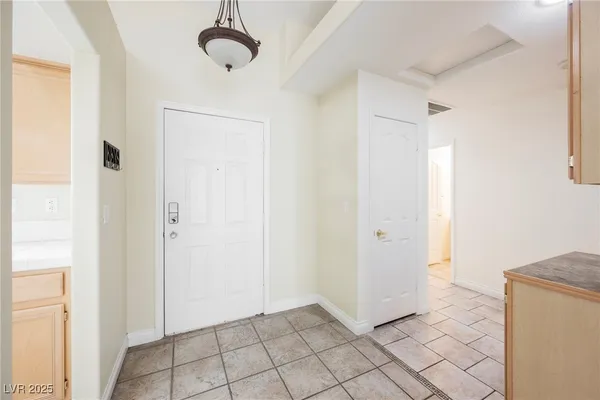 $1,835 | 10017 Oak Creek Canyon Avenue, Las Vegas, NV 89147