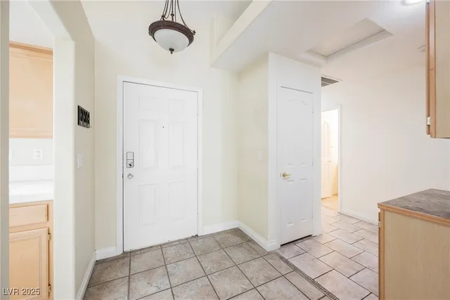 $1,835 | 10017 Oak Creek Canyon Avenue, Las Vegas, NV 89147