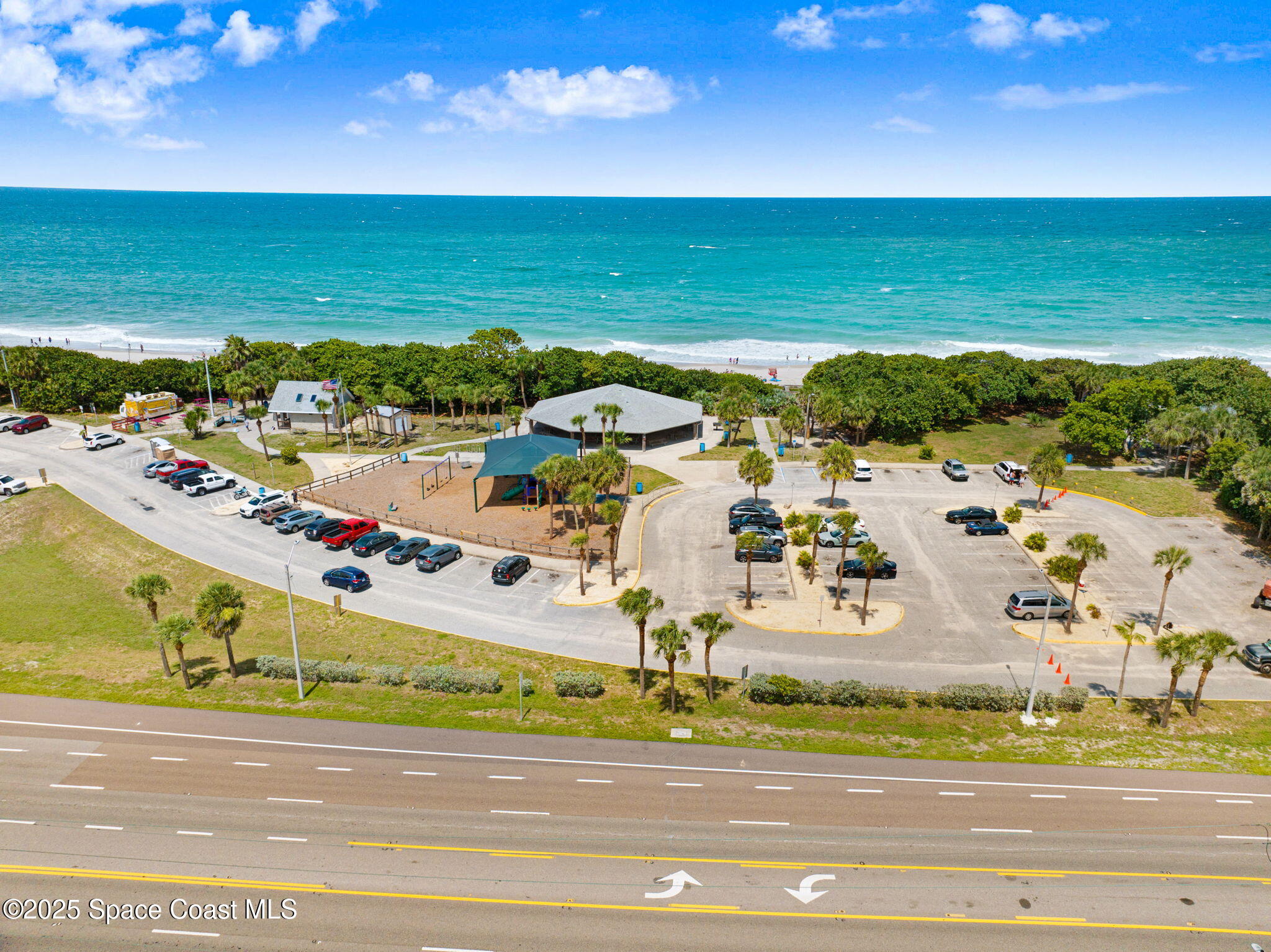 2178 Tanager Court Indialantic, FL 32903 - Photo 5 of 30 a view of a city