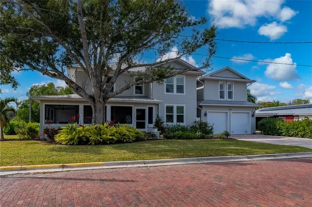 $979,900 | 359 Gill Street, Punta Gorda, FL 33950