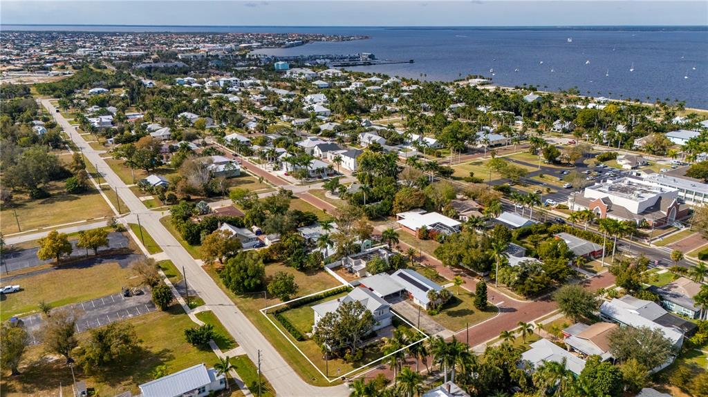 359 Gill Street Punta Gorda, FL 33950 - Photo 6 of 83
