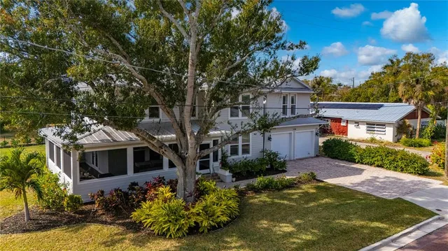 $979,900 | 359 Gill Street, Punta Gorda, FL 33950