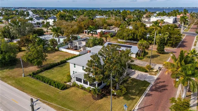 $979,900 | 359 Gill Street, Punta Gorda, FL 33950