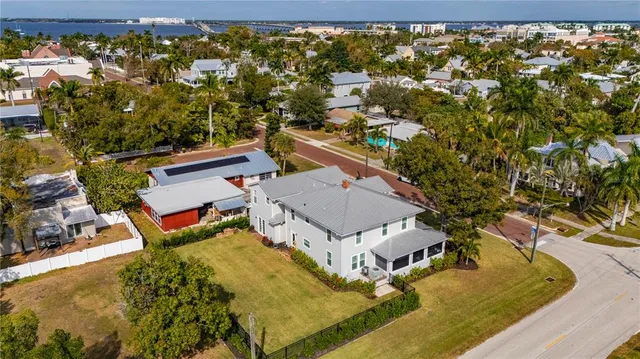 $979,900 | 359 Gill Street, Punta Gorda, FL 33950
