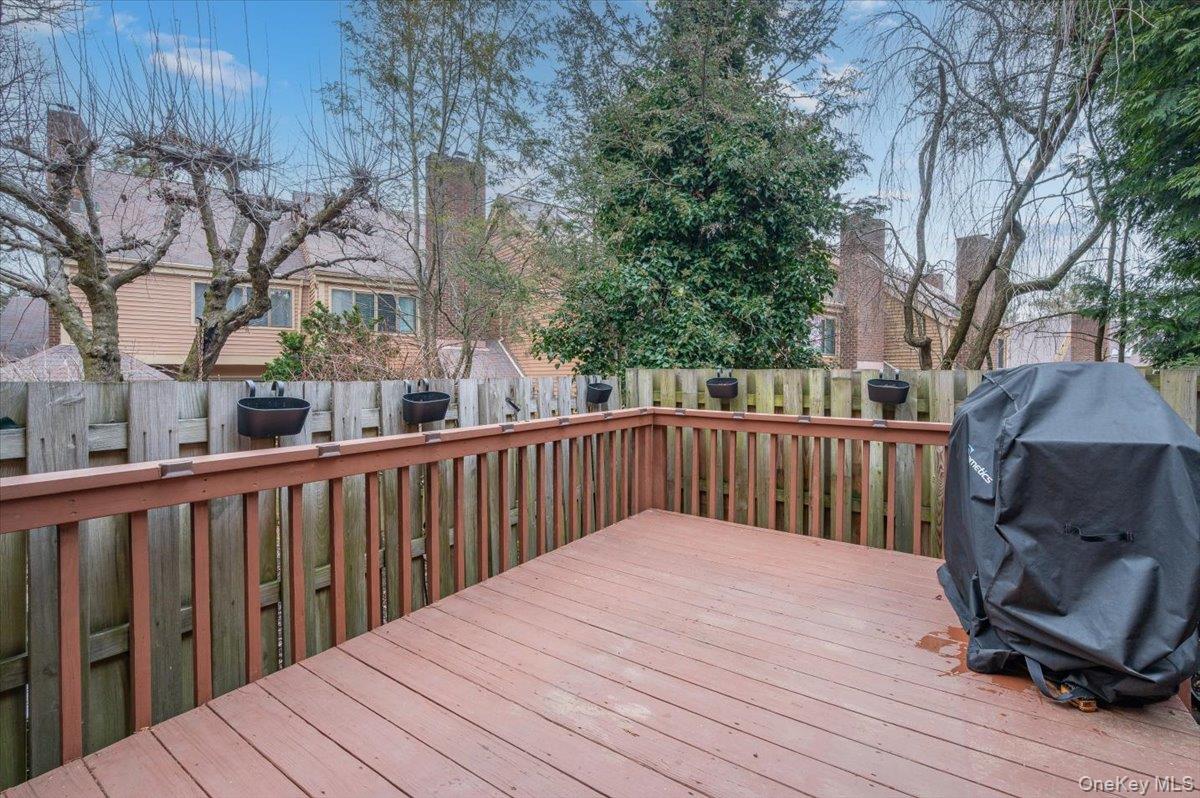 37 Greenway Lane Rye Brook, NY 10573 - Photo 5 of 21