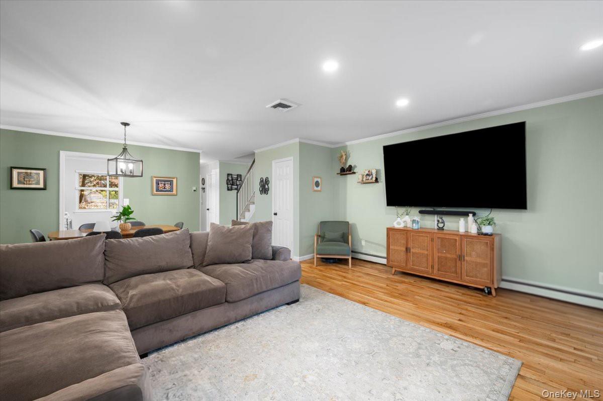 37 Greenway Lane Rye Brook, NY 10573 - Photo 8 of 21