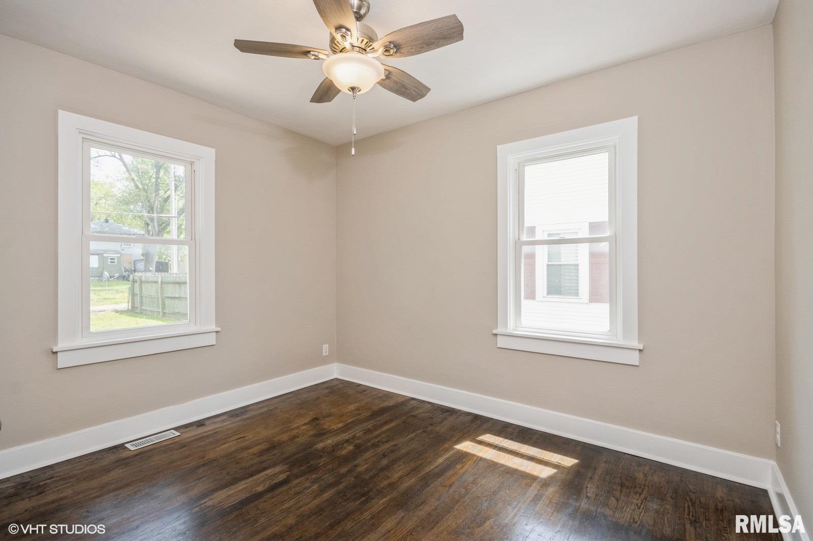2428 South 8th Street Springfield, IL 62703 - Photo 11 of 15