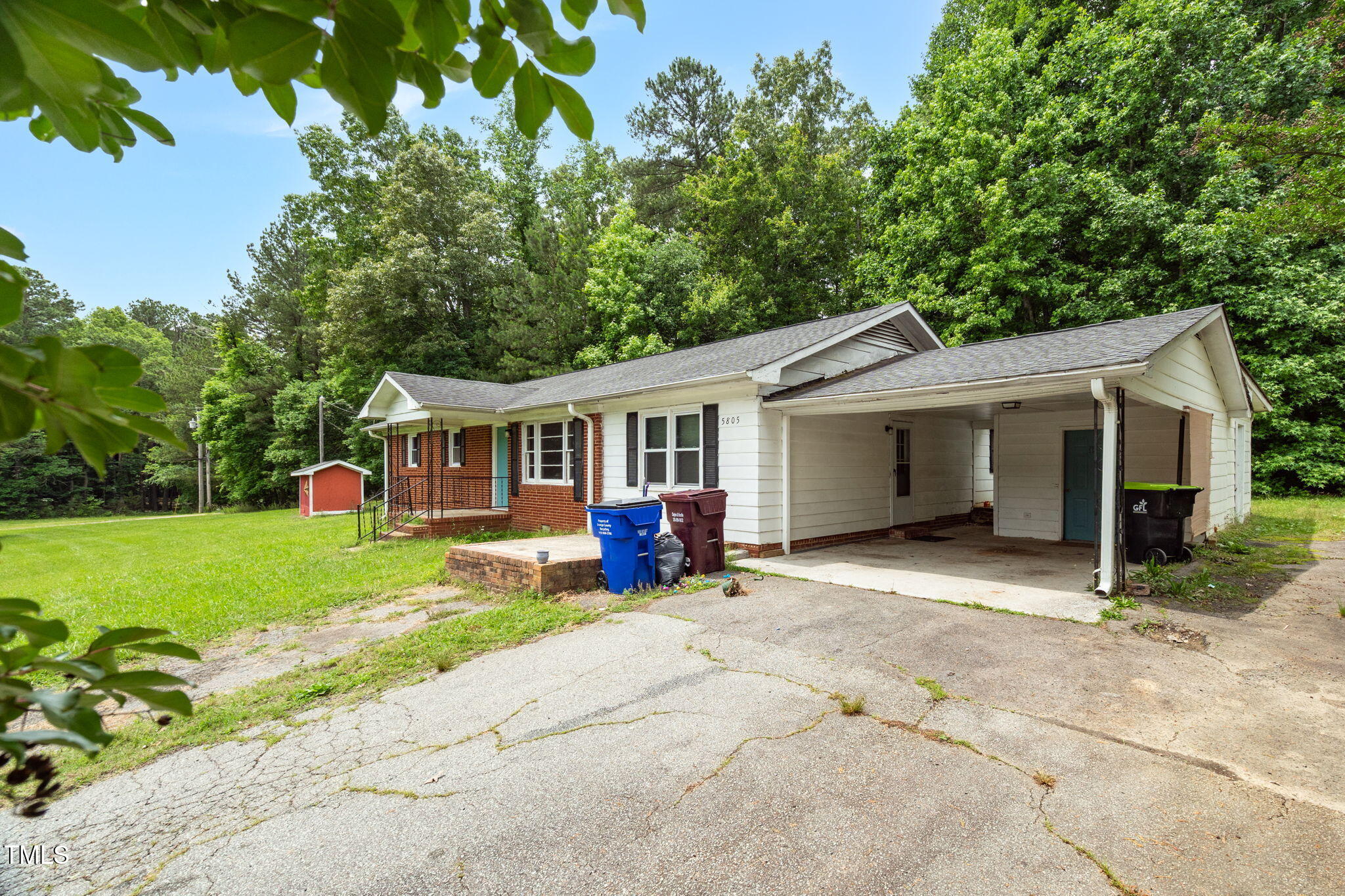 5805 Craig Road Durham, NC 27712 - Photo 4 of 36 4-web-or-mls-5805 Craig Rd-4 (2)