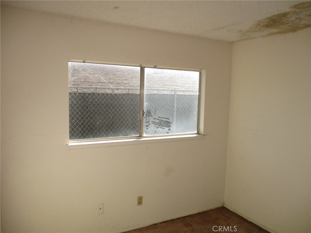 560 West 10th Street Perris, CA 92570 - Photo 15 of 28 Bedroom #2