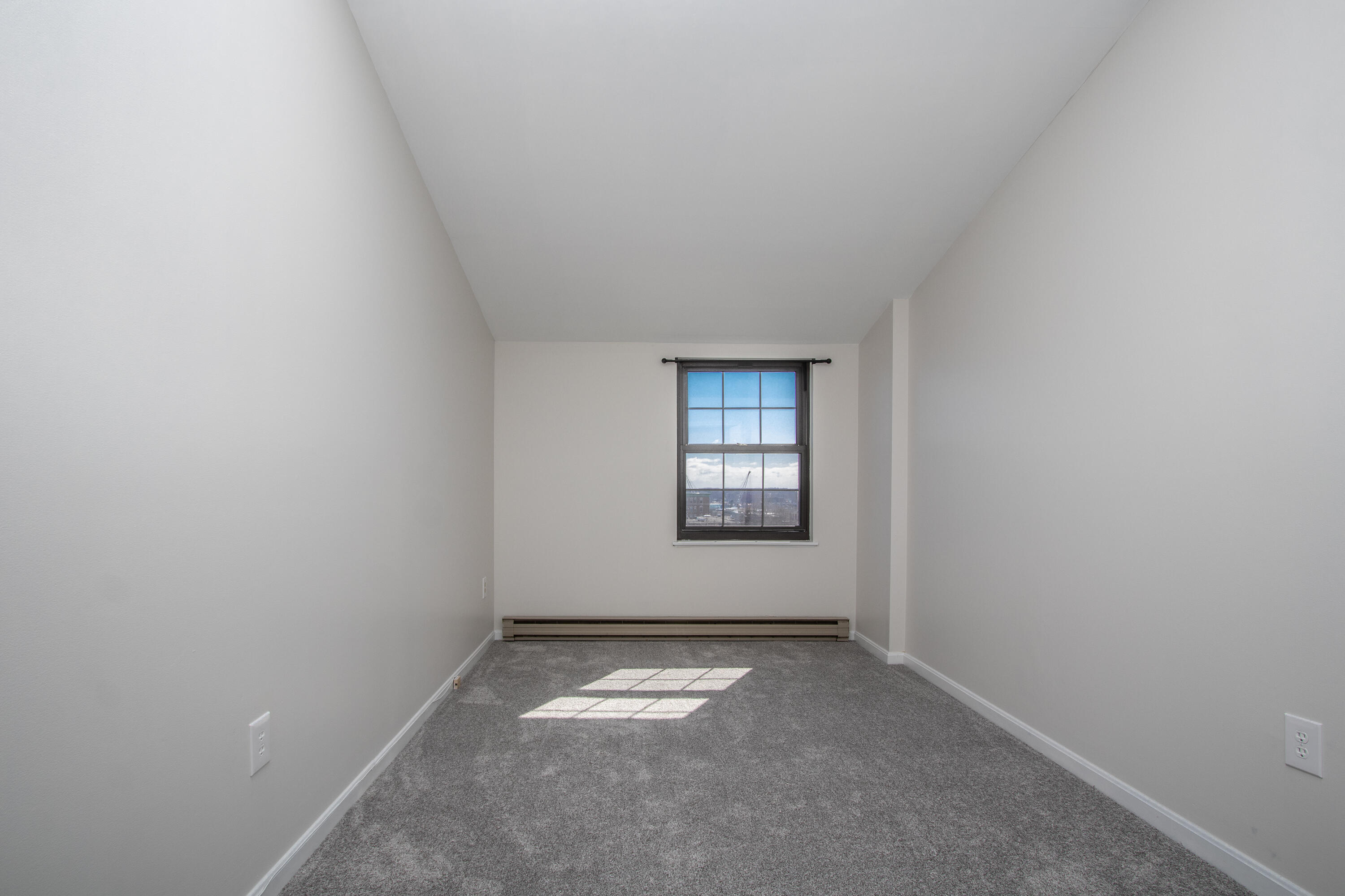 150 Spring Street, Unit 14 Portland, ME 04101 - Photo 28 of 58 20210315DS-51032