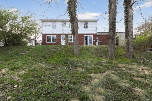 $243,500 | 1710 Idlewild Drive, Richmond, IN 47374