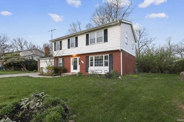 $243,500 | 1710 Idlewild Drive, Richmond, IN 47374
