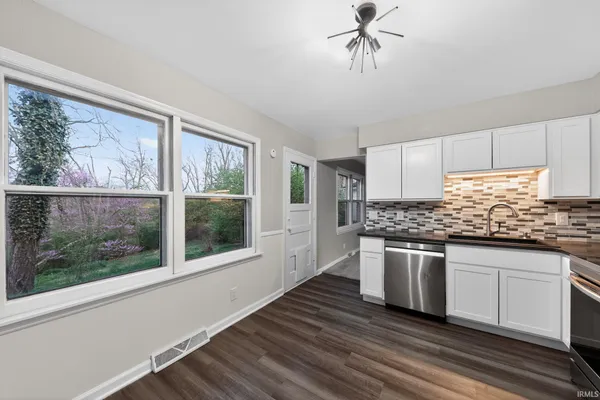 $243,500 | 1710 Idlewild Drive, Richmond, IN 47374