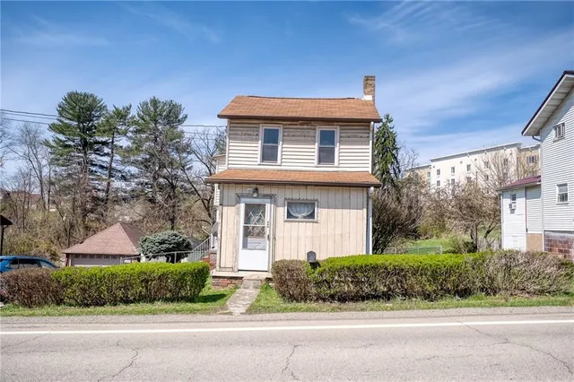 $130,000 | 627 Rostraver Road, Belle Vernon, PA 15012