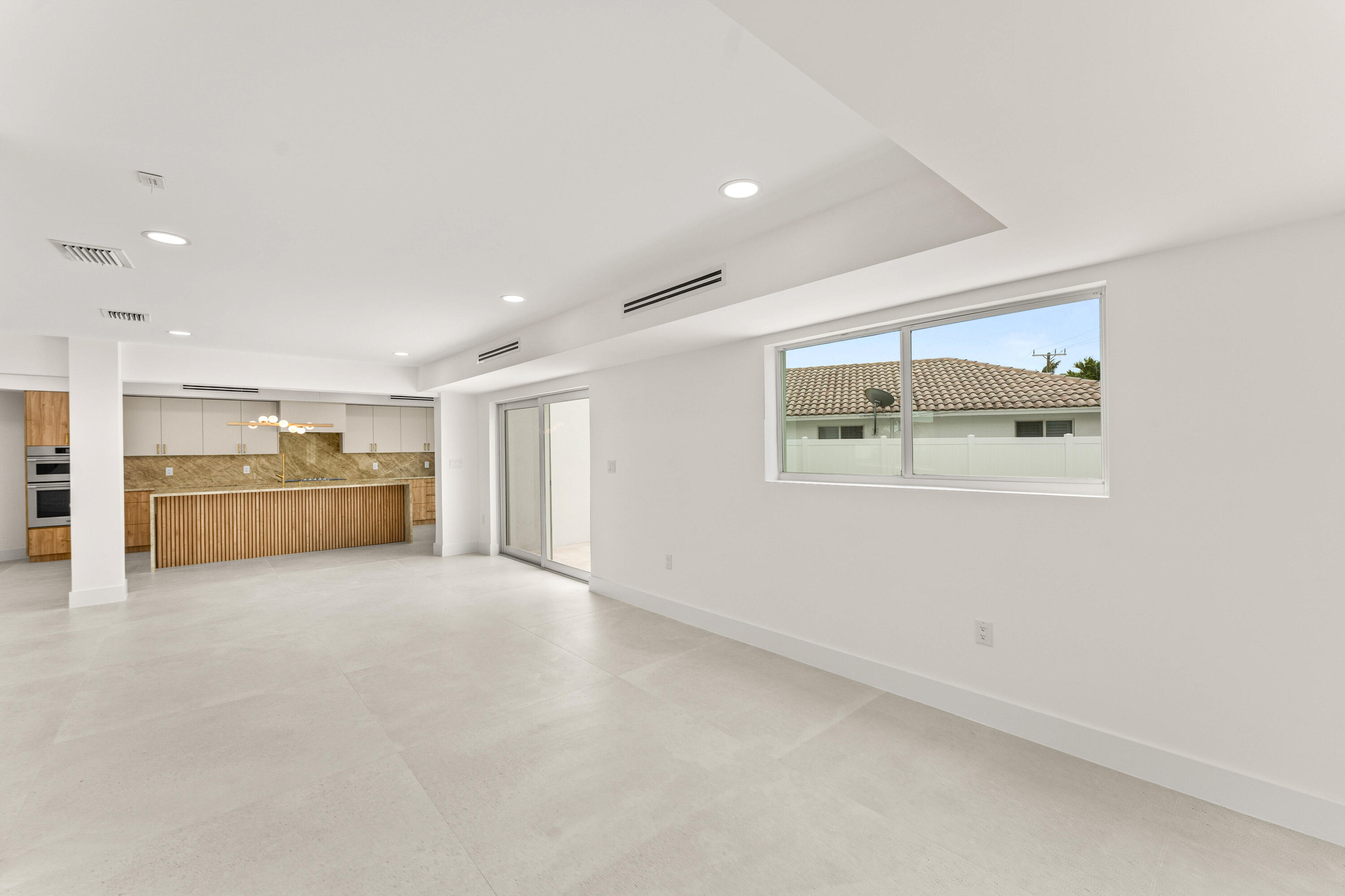900 Southwest 13th Street Boca Raton, FL 33486 - Photo 14 of 51 016-900Southwest13thStreet-BocaRaton-FL-