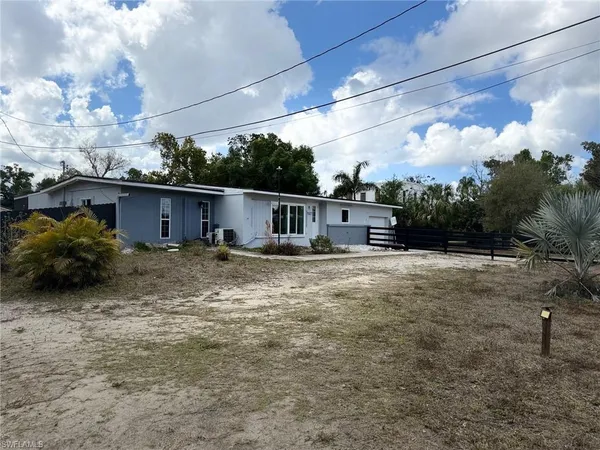 $1,600 | 1507 Lavilla Road, Punta Gorda, FL 33950