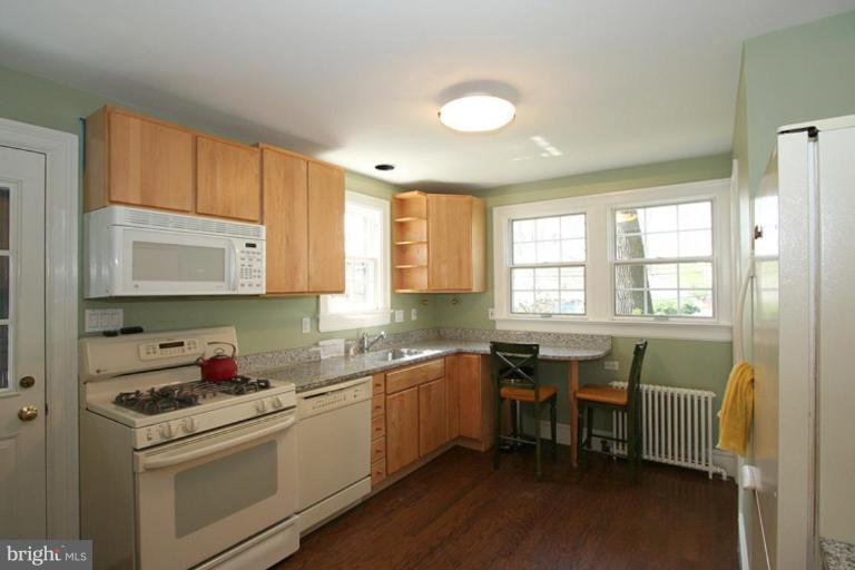 8009 Piney Branch Road Silver Spring, MD 20910 - Photo 12 of 25 Kitchen