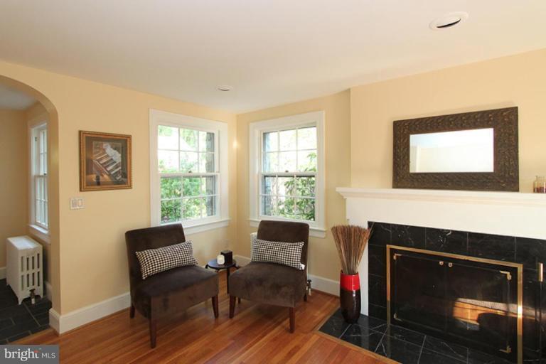 8009 Piney Branch Road Silver Spring, MD 20910 - Photo 22 of 25 Living Room #2
