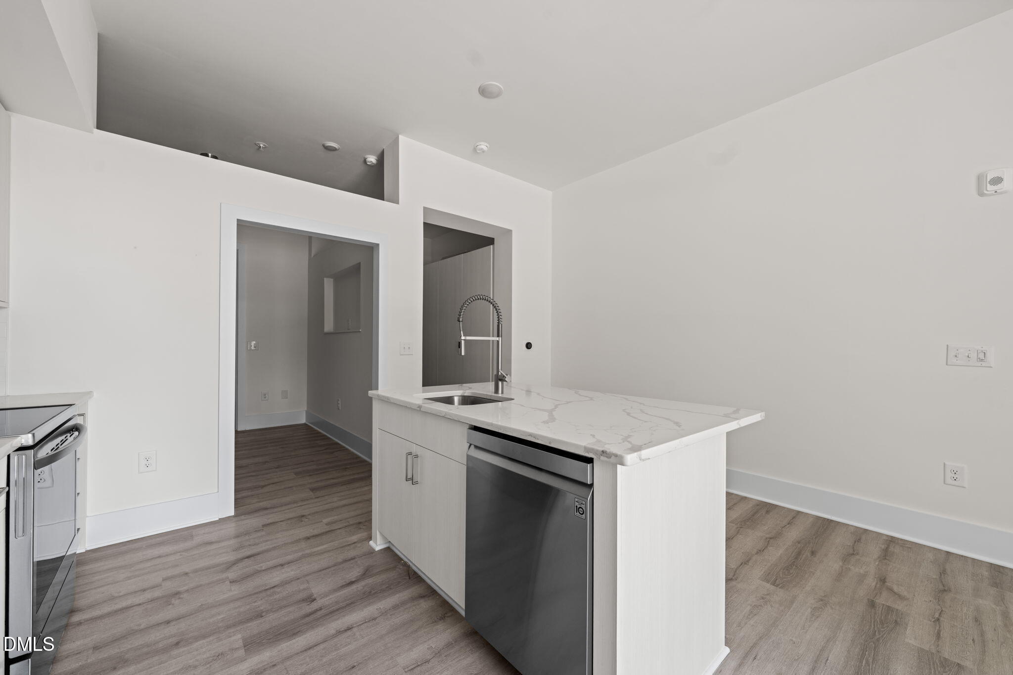 2441 Campus Shore Drive, Unit 109 Raleigh, NC 27606 - Photo 12 of 44