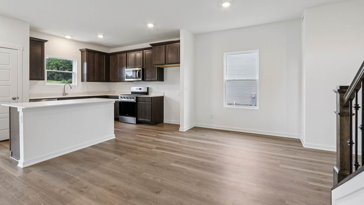 7101 Oakmont Road Racine, WI 53403 - Photo 9 of 40