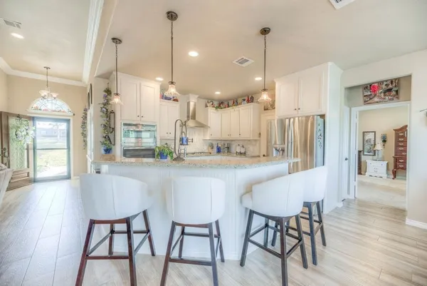 $469,000 | 293 Twin Magnolia, Onalaska, TX 77360