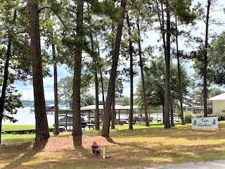 $469,000 | 293 Twin Magnolia, Onalaska, TX 77360