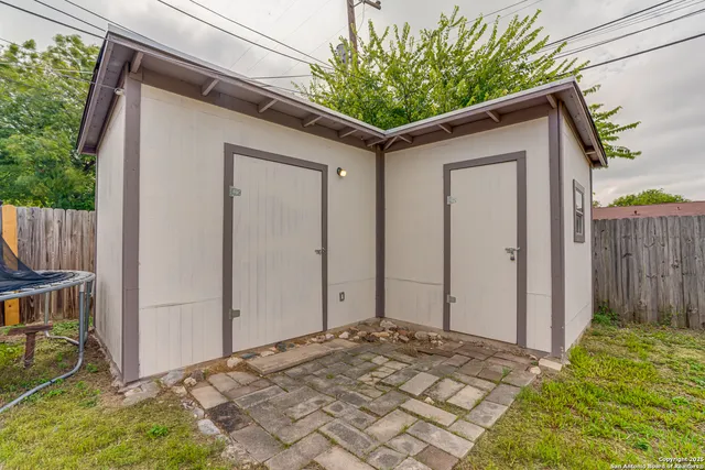 $225,000 | 326 Addax Drive, San Antonio, TX 78213