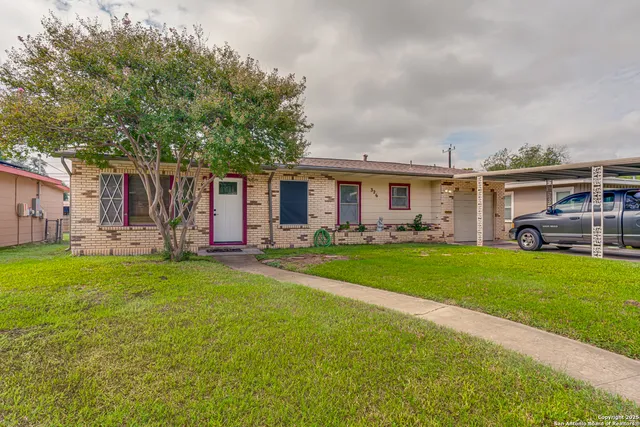 $225,000 | 326 Addax Drive, San Antonio, TX 78213